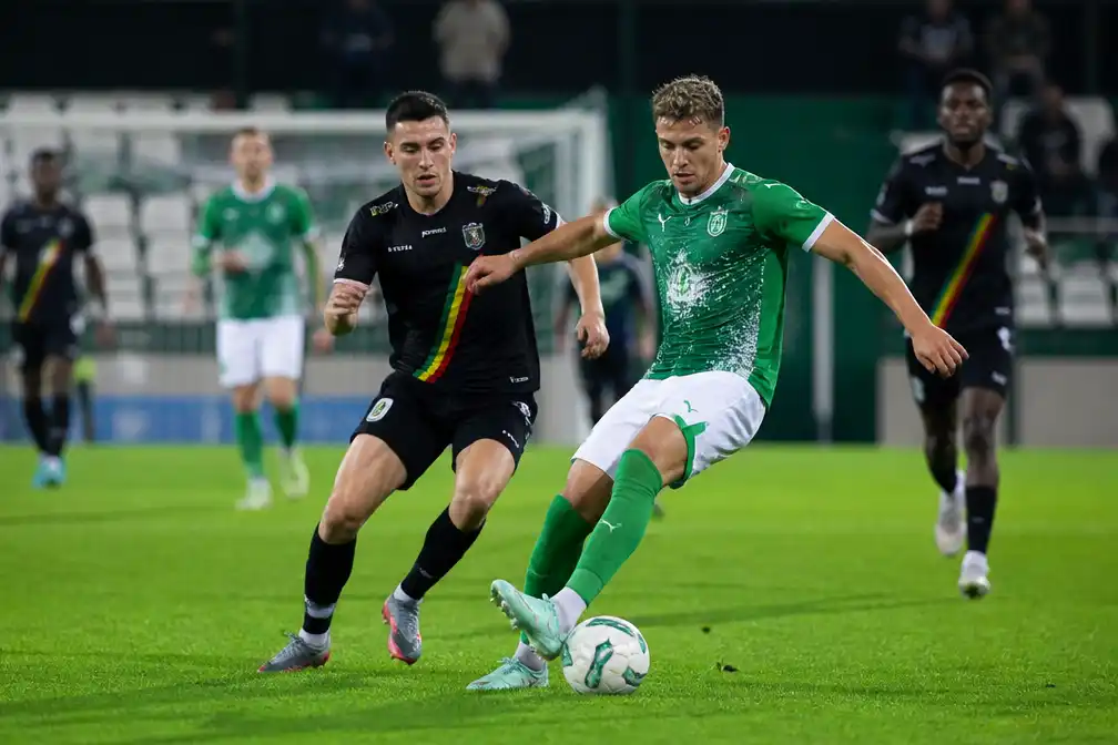Lommel SK te sterk voor tienkoppig Oostende, ook Hasselt en Patro verder in Croky Cup