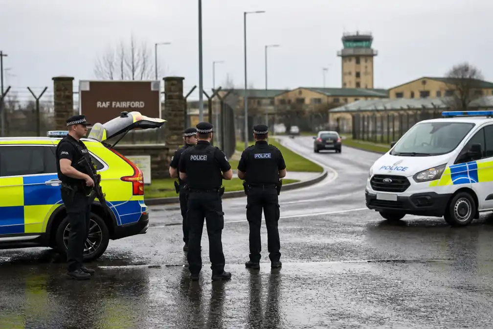Meerdere arrestaties bij RAF Fairford in Engeland wegens explosievenwet