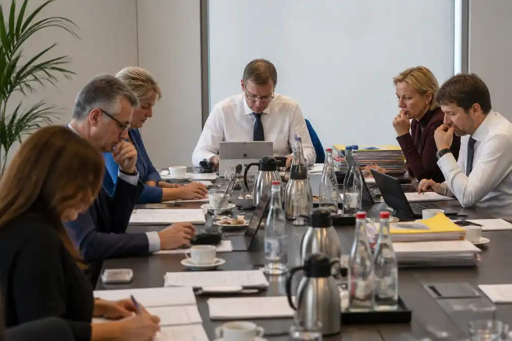 Vlaamse regering begint marathonzitting over begroting