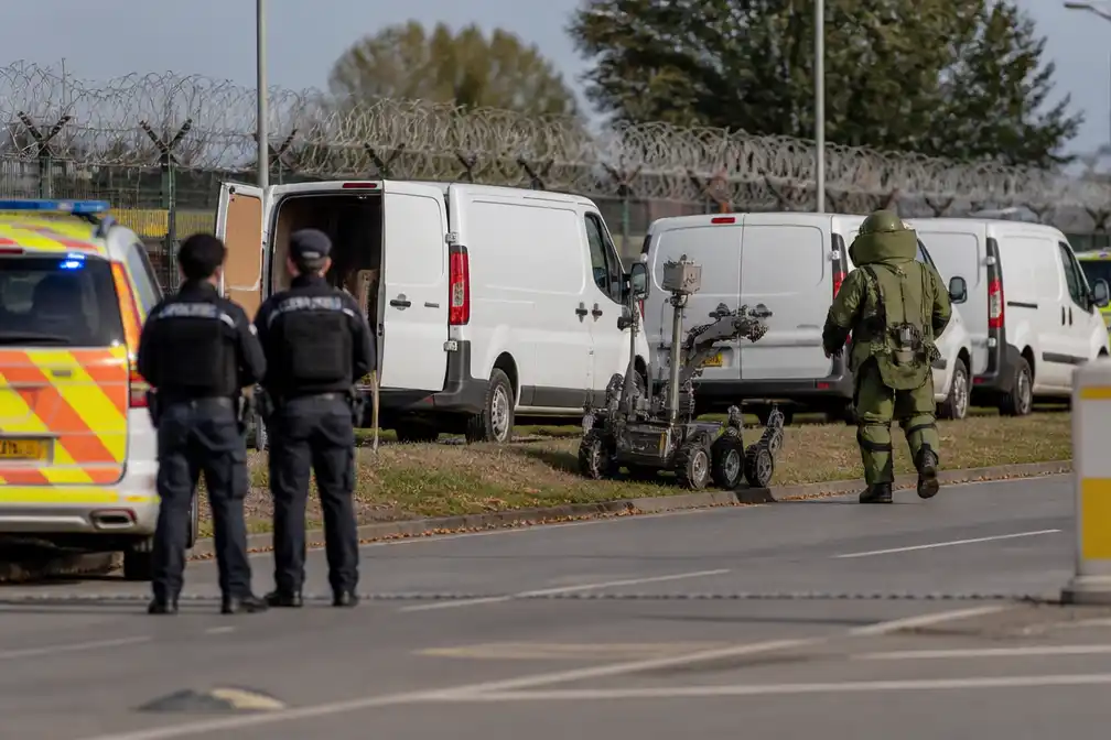 Vijf arrestaties bij onderzoek naar verijdelde aanslag bij RAF Fairford
