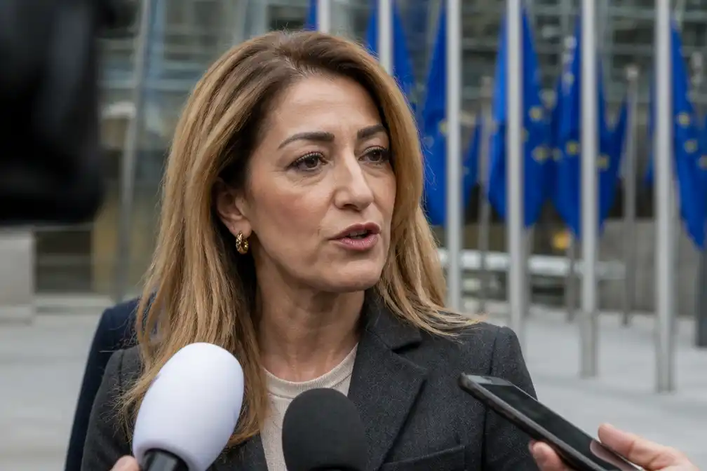 Yeşilgöz bekijkt extra bijdrage aan EU-marinemissie Aspides welwillend