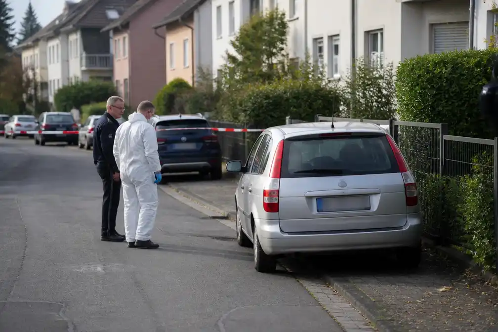 Duitser (84) rijdt zijn vrouw dood bij achteruit inparkeren bij Frankfurt