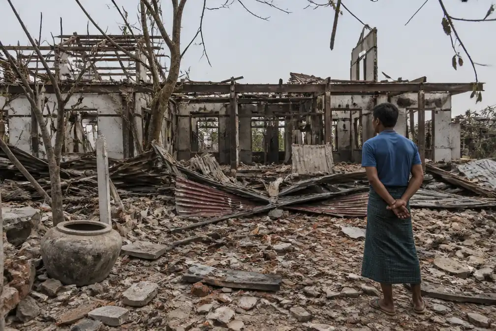 Luchtaanval van leger Myanmar eist zeker 33 doden in het westen