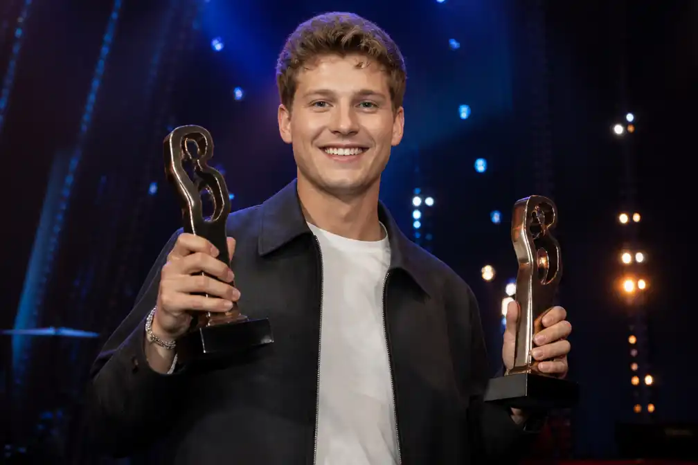 Samuel Welten grote winnaar bij Buma NL Awards met Echte liefde is te koop