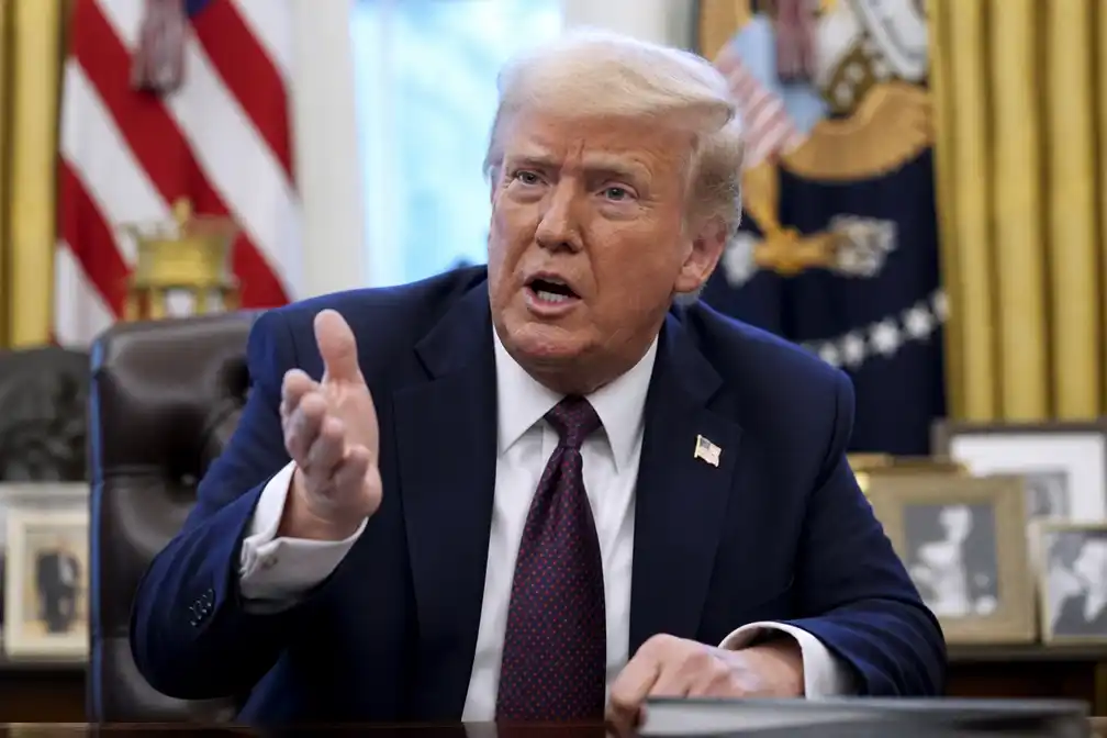 Trump: Amerikanen spraken met Iran, ontkent versoepeling sancties