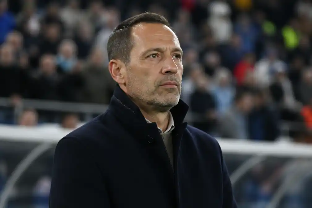 Kazachstan van bondscoach Van 't Schip verliest met 2-1 van Slowakije in Kosice