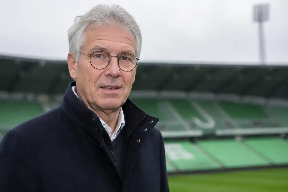 Hans Nijland wordt commercieel adviseur bij schaatsploeg Team X2O Badkamers