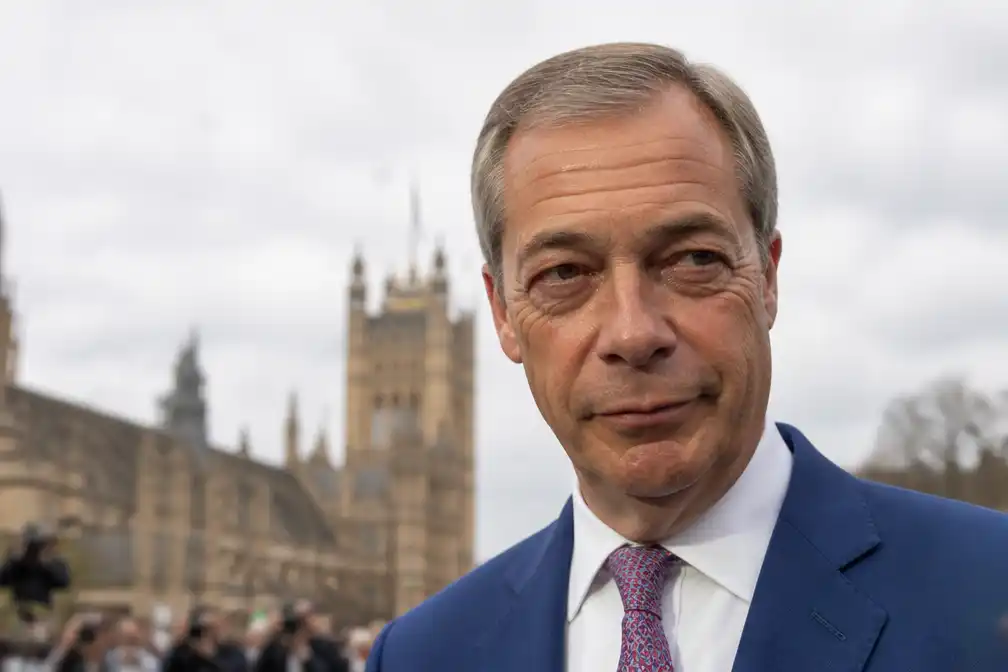 Britse man (28) aangeklaagd voor geplande aanslag op politici, onder wie Nigel Farage