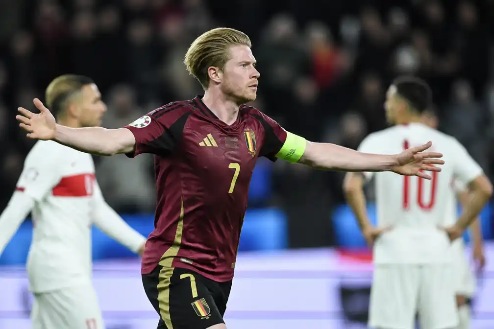 De Bruyne schittert met twee goals tegen Turkije: "beste wedstrijd in jaren"