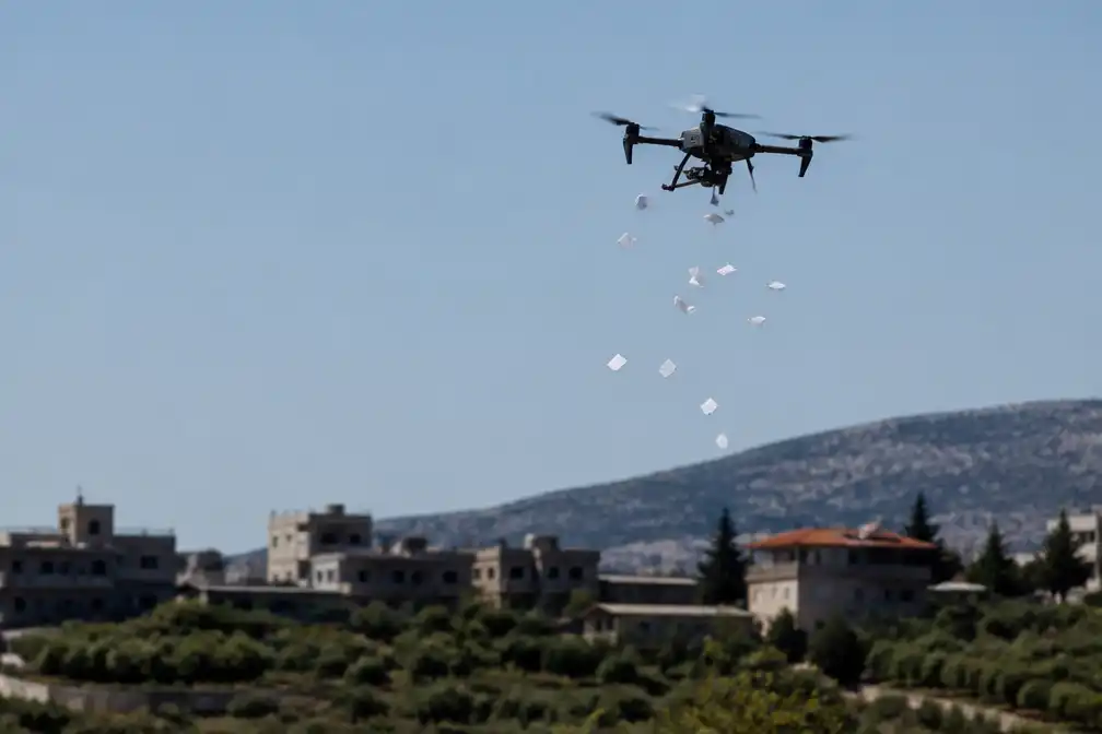 Israël geeft eerste evacuatiebevel met drone-flyers in Zuid-Libanon sinds bestand