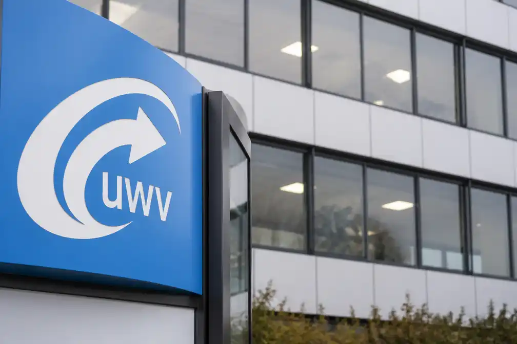 UWV-medewerker na 35 jaar weg, rechter wijst schadevergoeding af