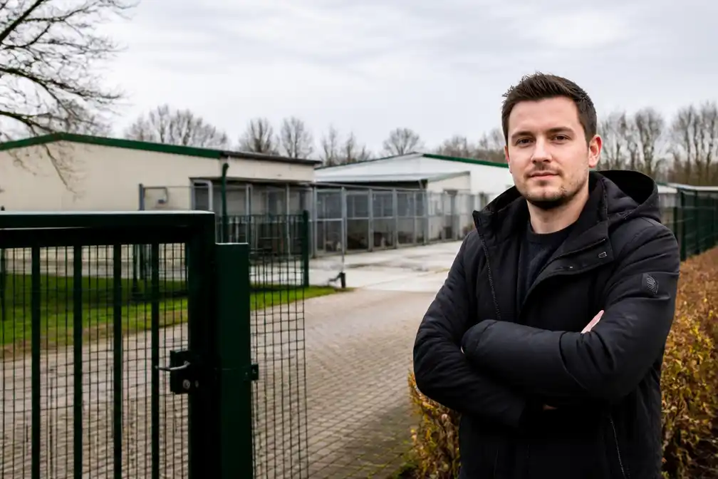 Adaim Van Oeyen neemt dierenopvangcentrum De Zorghoeve in Kortenaken over