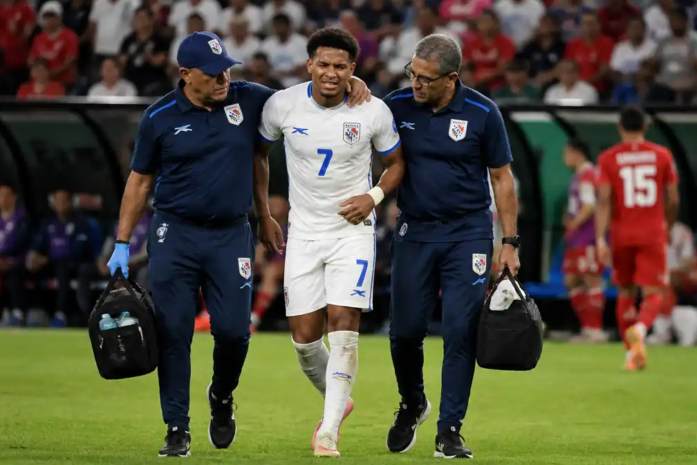 Josué Vergara scoort bij Panama-debuut, maar valt geblesseerd uit