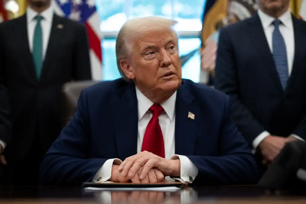 Trump laat super-PAC advertenties betalen na kritiek op belastinggeld