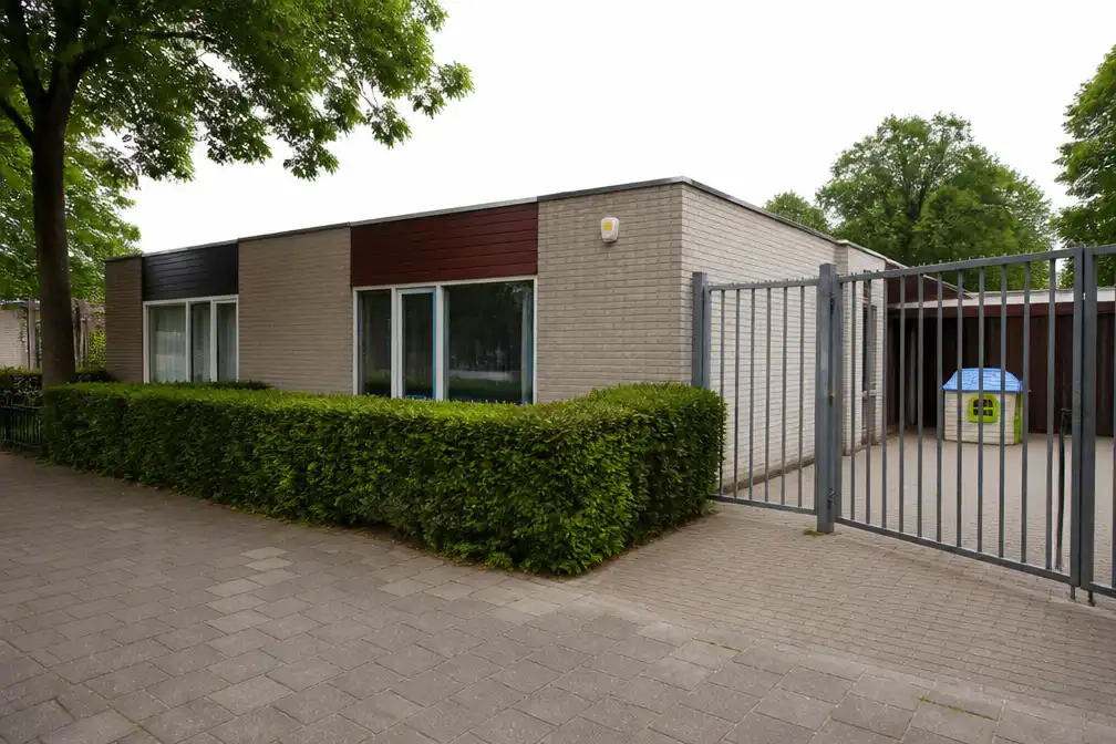 Jongetje (1) alleen achtergelaten in kinderopvang Schiedam, personeel op non-actief