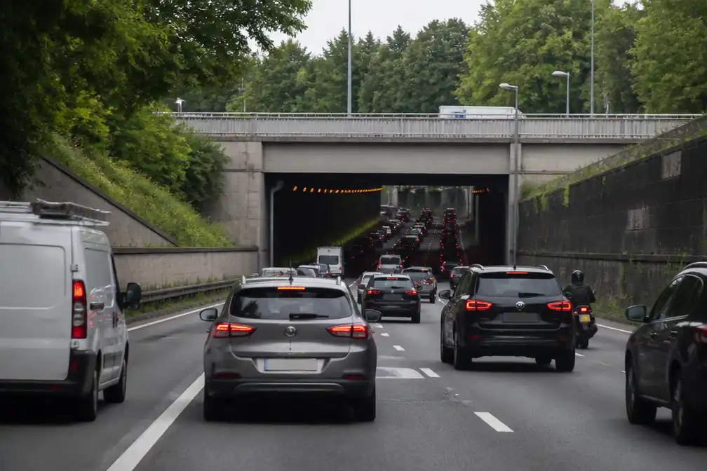 Vijf gemeenten vragen mobiliteitsstudie voor renovatie Vierarmentunnel in 2029