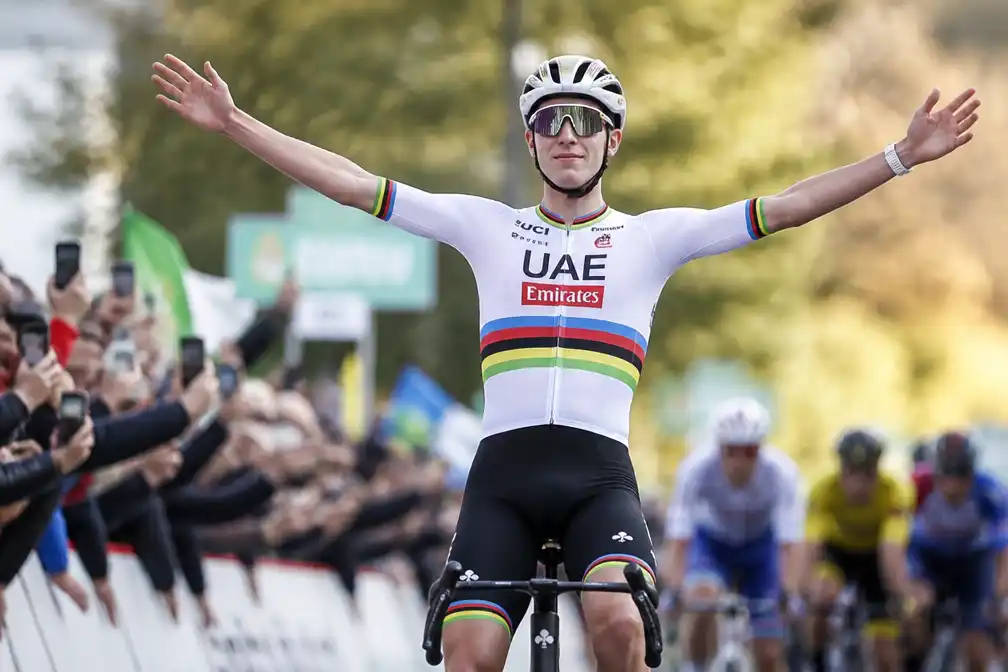 120e Ronde van Lombardije finisht in Como, zonder Tadej Pogacar