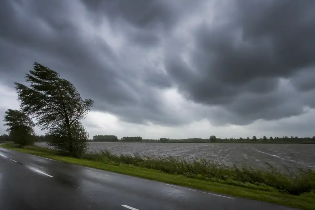 KNMI geeft code geel af voor noorden en Noord-Holland op 10 oktober