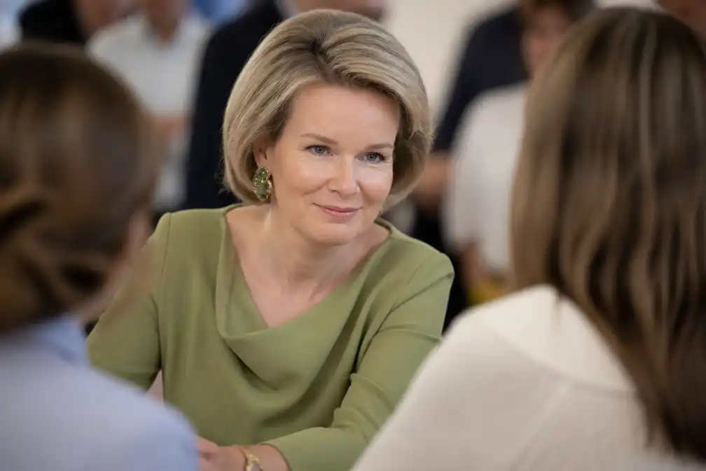 Koningin Mathilde pleit op World Mental Health Day voor luisteren naar psychische klachten