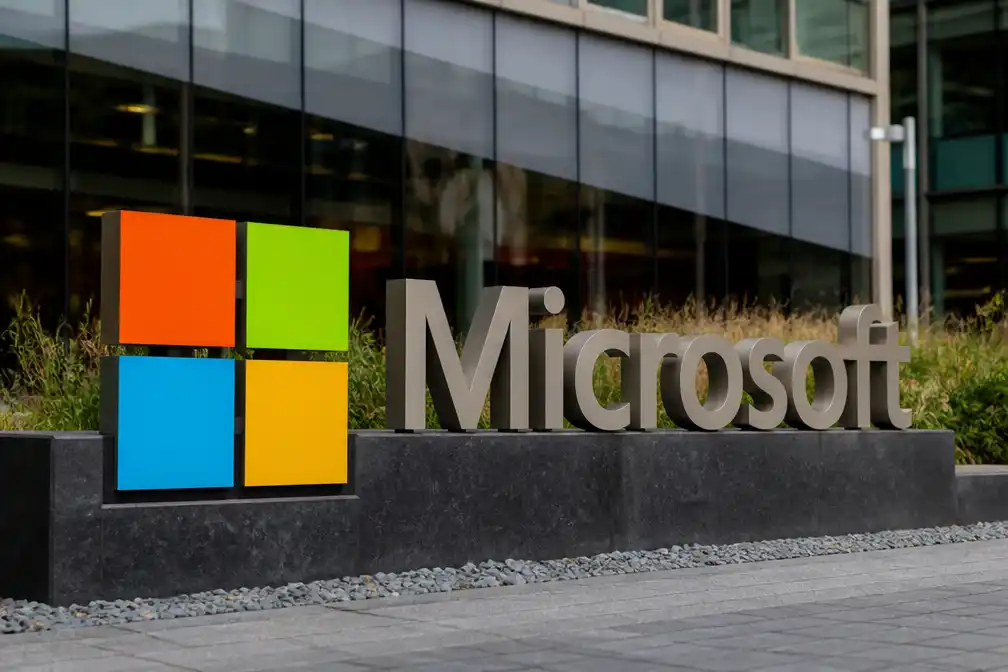 Microsoft-topman bepleit 'noodrem' voor geavanceerde AI-modellen