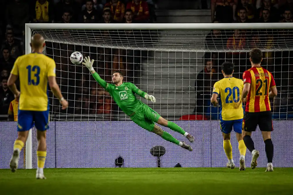 Miras houdt KV Mechelen recht tegen STVV op achtste speeldag Jupiler Pro League