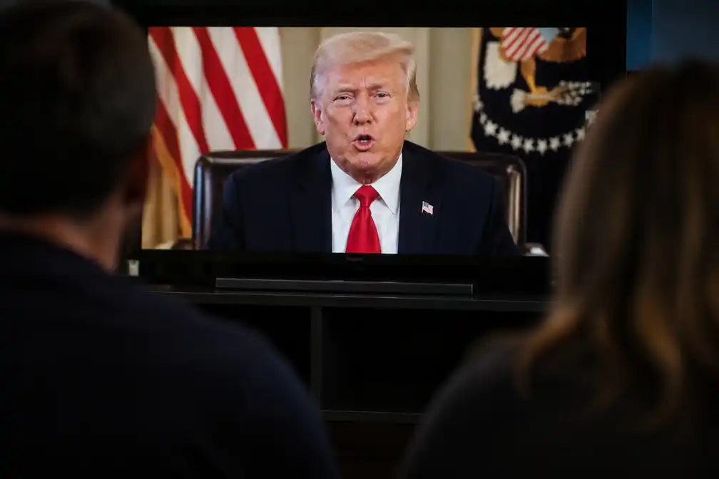 Rechter verbiedt met belastinggeld betaalde tv-spots met Trump