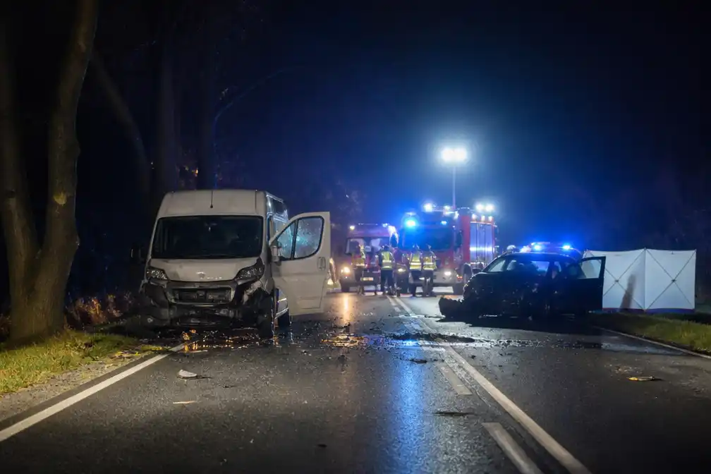 Twee doden en meerdere gewonden bij ongeluk op B220 bij 's-Heerenberg