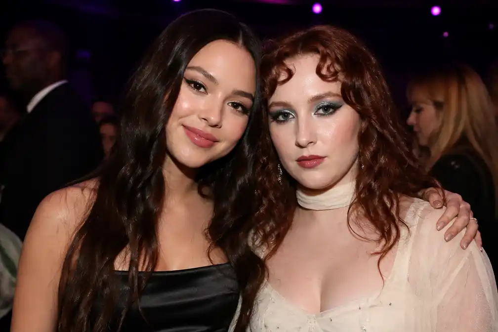 Olivia Rodrigo en Chappell Roan kondigen gezamenlijke remix van Expectations aan