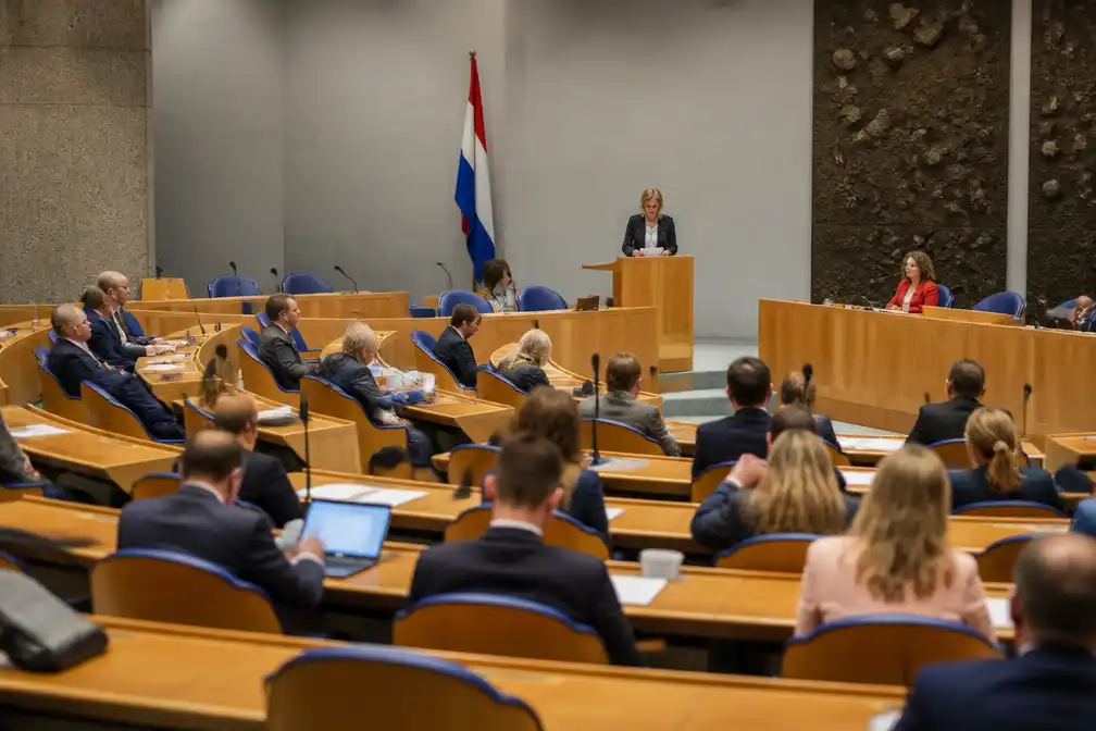 Tweede Kamer hekelt uitstel meldpunt buitenlandse intimidatie tot 2028