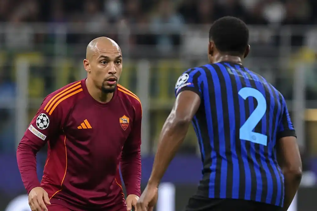 Champions League: Malen treft Dumfries in Rome, Veerman met Dortmund naar Noorwegen