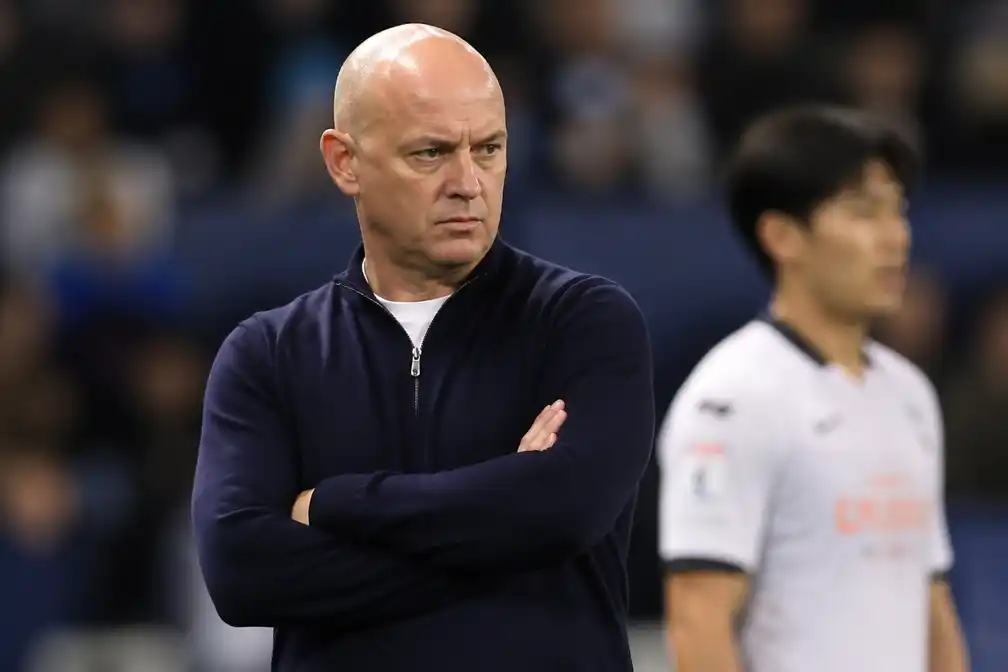 Kick It Out bekritiseert Millwall-coach Alex Neil om uitspraken over staking