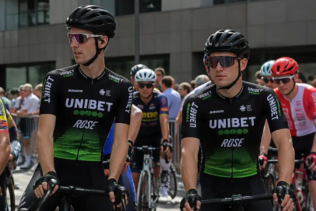 Unibet Rose Rockets sluit seizoen af in Eneco Tour: groei, maar nog werk te doen
