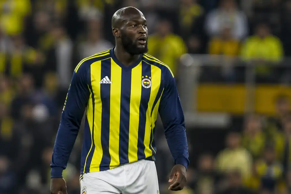 Lukaku krijgt zeldzame basisplaats bij Fenerbahçe tegen Alanyaspor