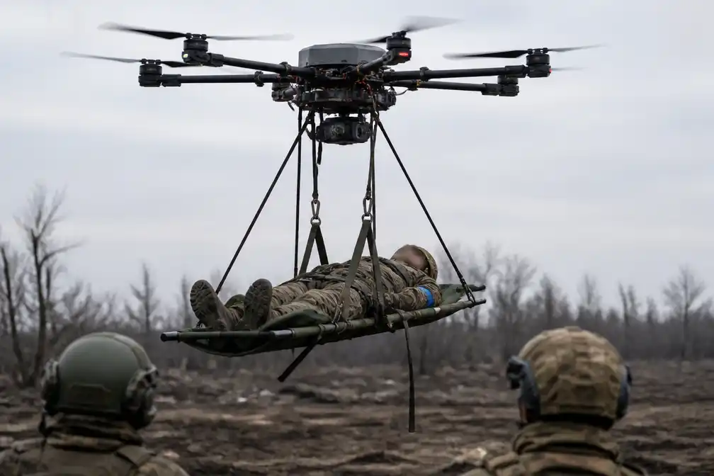 Oekraïne zegt gewonde soldaat voor het eerst per drone van het front te hebben geëvacueerd