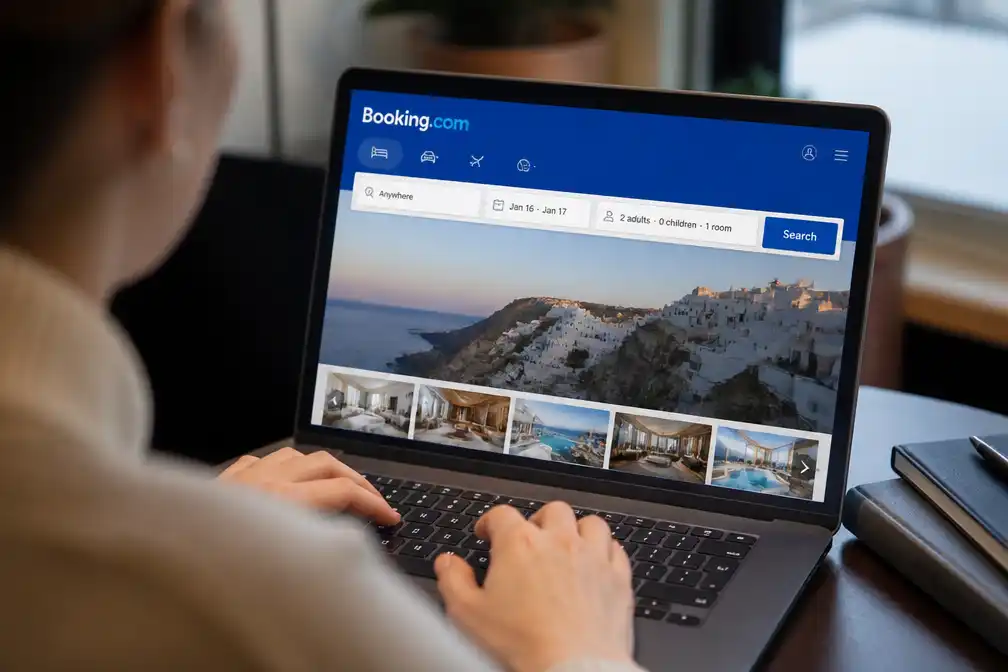 Europese Commissie opent onderzoek naar Booking.com wegens fraude en nepaccommodaties