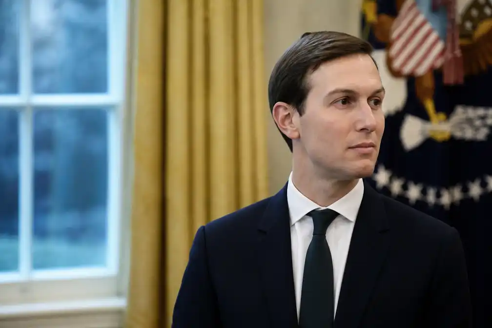 Kushner ontkent toegang tot geheime Golfrekeningen van minstens 2 miljard dollar
