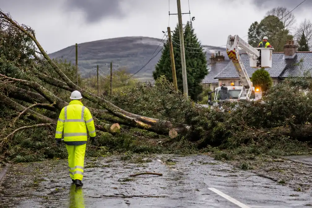 Storm Boelo: twee doden en tienduizenden zonder stroom in Schotland en Noord-Engeland
