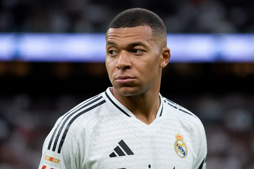 Mbappé verliest Chinese sponsorcontracten na Mao-opmerking in podcast