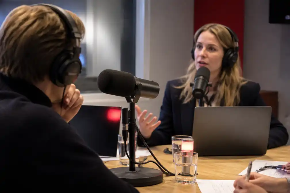 AD-podcast bespreekt stelling: songfestival maar laten schieten