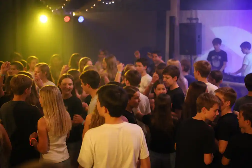 Gemeenteraad van Essen keurt tienerfuiven voor 12- tot 15-jarigen goed