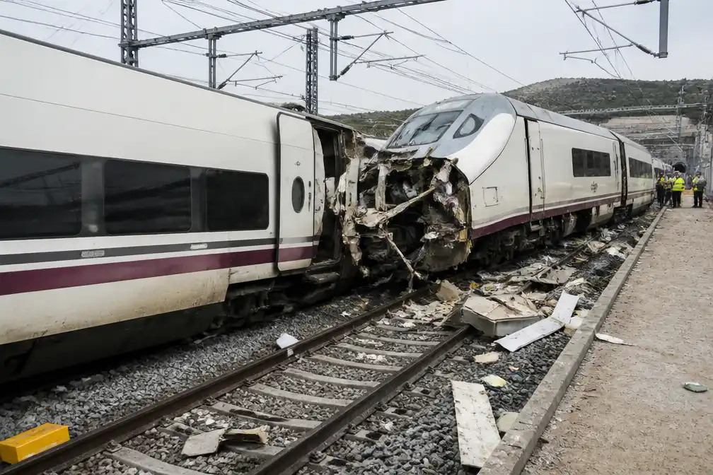 Twee hogesnelheidstreinen botsen in Spaanse Toledo; dodental loopt uiteen van 10 tot 46