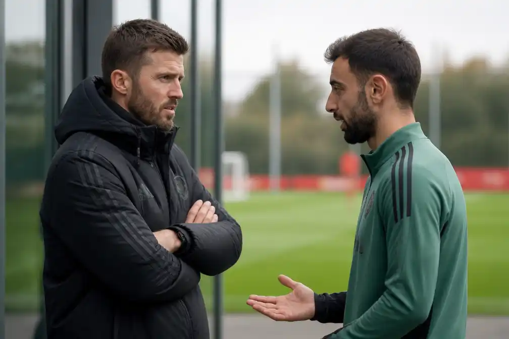 Carrick en Fernandes praten bij voor United-uitwedstrijd tegen Chelsea
