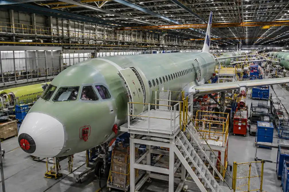 Kwaliteitsprobleem en motortekort drukken winst en productie Airbus