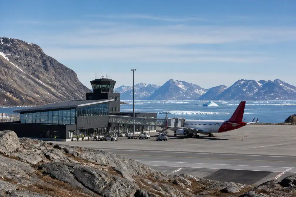 Groenland opent nieuwe internationale luchthaven in Ilulissat