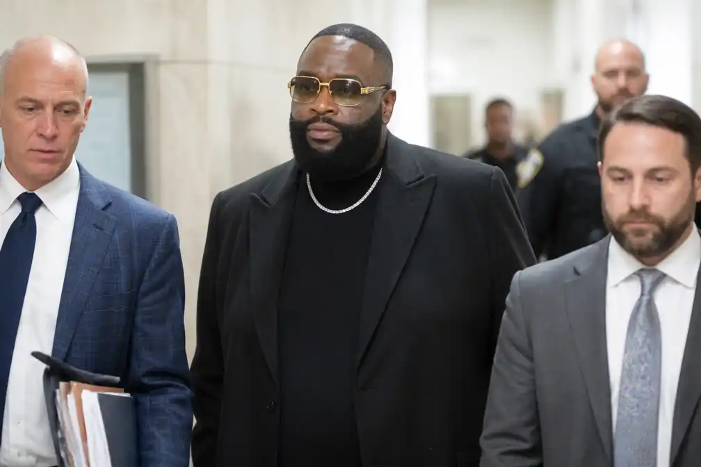 Aanklagers laten zwaarste verdenkingen tegen Rick Ross vallen