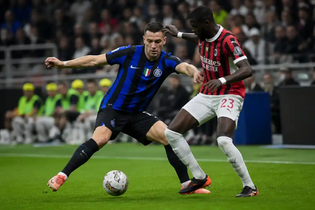 Inter speelt derby tegen AC Milan, dagen voor Champions League-duel met Feyenoord