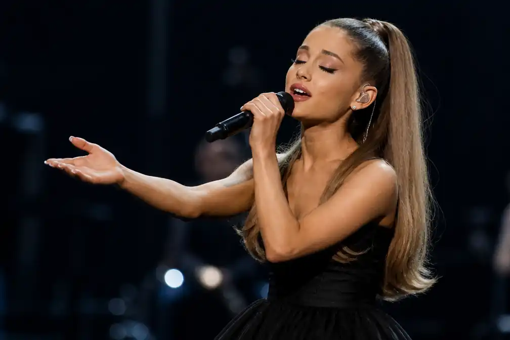 Ariana Grande verplaatst drie Amerikaanse shows om productieproblemen