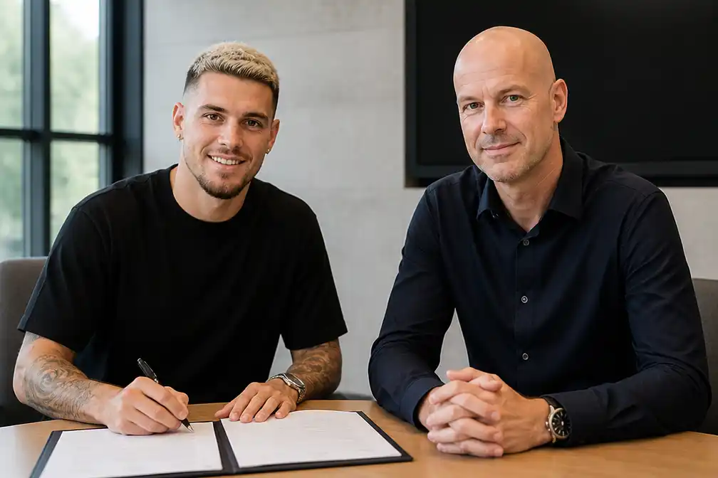 Ajax legt Braziliaanse linksback Caio Henrique vast tot 2030