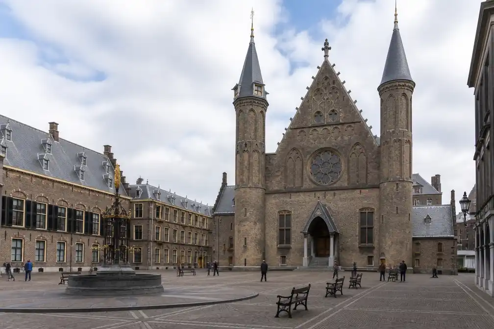 Kamer onderzoekt openstelling Ridderzaal voor publiek