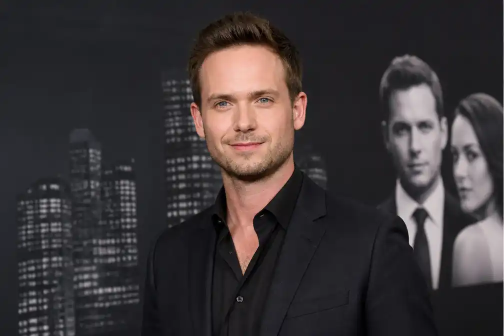 Patrick J. Adams oppert reboot van 'Suits' op Instagram, wil Meghan Markle terug